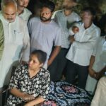 Jaunpur news हादसे में मृतकों के परिजनों से मिले कांग्रेस अध्यक्ष अजय राय, दी सांत्वना और की आर्थिक मदद की मांग