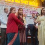 Jaunpur news एलएसएस स्कूल की पीहू यादव ने भाषण प्रतियोगिता में पाया जिले में पहला स्थान