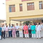 Jaunpur news विश्वविद्यालय में अवसरों के असंतुलन पर शिक्षकों ने कुलपति को सौंपा ज्ञापन, जोरदार ढंग से उठी समानता की मांग