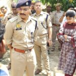 Jaunpur news प्रेमिका से शादी के लिए टावर पर चढ़ा युवक,शादी के आश्वासन के बाद साढ़े तीन घण्टे बाद उतरा