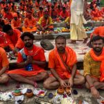 Jaunpur news हर-हर महादेव के जयघोष के बीच काशी विश्वनाथ धाम के लिए रवाना हुए सैकड़ों कांवड़िए