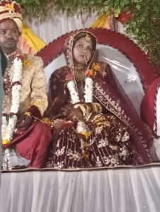 Jaunpur news तीन महीने पहले हुई थी शादी, कमरे में मिले पति-पत्नी के शव खुटहन में सनसनी