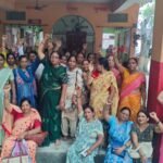 Jaunpur news आंगनबाड़ी कार्यकर्त्रियों ने परफॉर्मेंस व लोकेशन के विरोध में भरी हुंकार