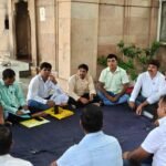 Jaunpur news नव दुर्गा मंदिर पर बैठकर कर शिक्षकों ने नोएडा अधिवेशन के लिए बनाई रणनीति