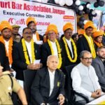 Jaunpur news अधिवक्ताओं के सम्मान से समझौता नहीं, डीएम-एसपी को किया आगाह
