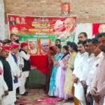 Jaunpur news महात्मा गांधी जी का अहिंसा मार्ग और लालबहादुर शास्त्री जी की सादगी ही भारत को बनाएगी विश्वगुरु : राकेश मौर्य