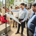 Jaunpur news विधान परिषद चुनाव: कलेक्ट्रेट से रवाना हुईं मतदान पार्टियां, निष्पक्ष मतदान कराने के निर्देश